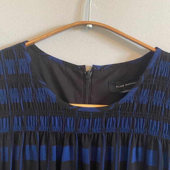 Club Monaco Geo Print Navy and Black Peplum Gathered Blouse Sleeveless Top - Picture 2 of 8